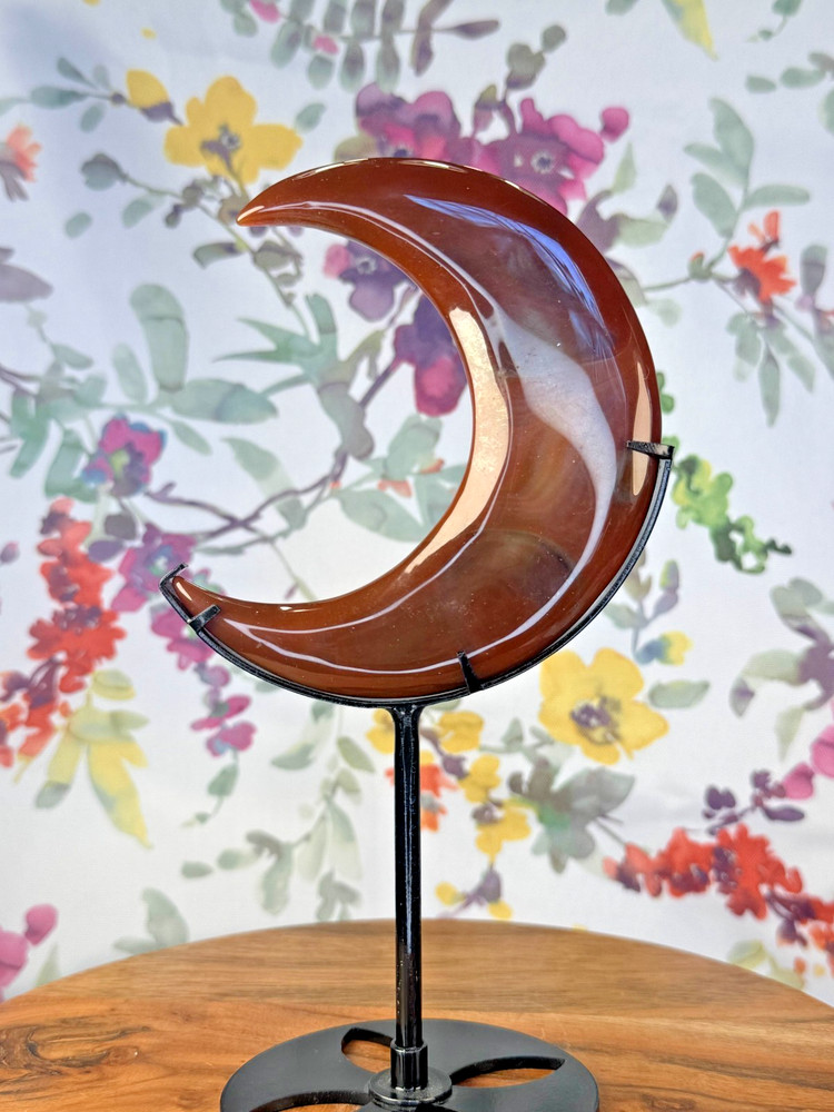 Carnelian Moon Carving W/Stand