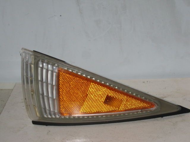 Passenger Corner/Park Light Side Marker Fits 95-99 CAVALIER 3777