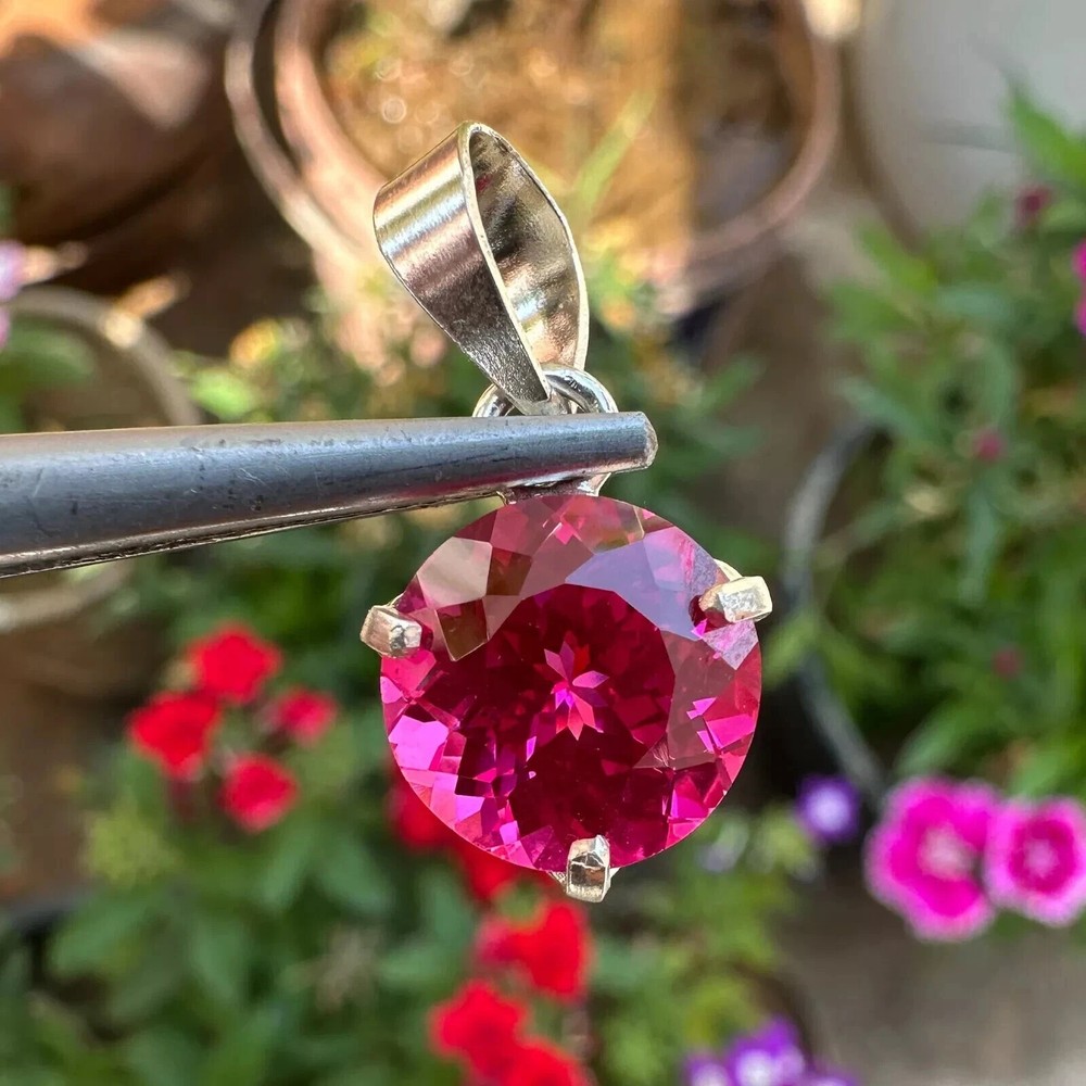 20 Ct Natural Pink Sapphire Loose Gemstone in 925 Silver Pendant