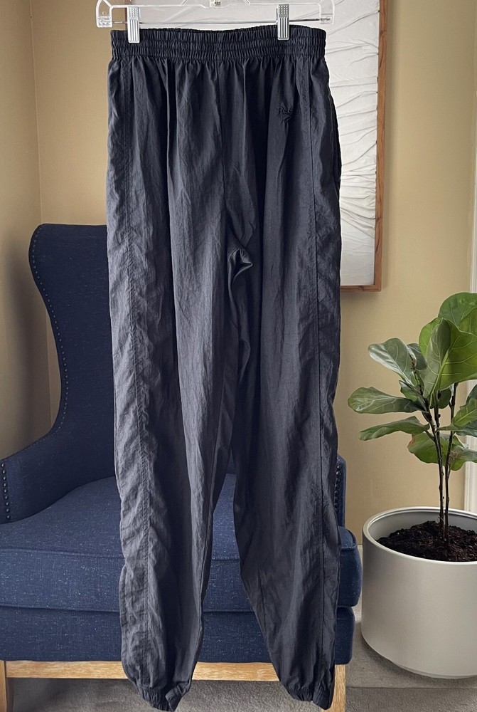 REEBOK • Men's Vintage Black Track Pants Zippered Ankles Unlined Size Medium M