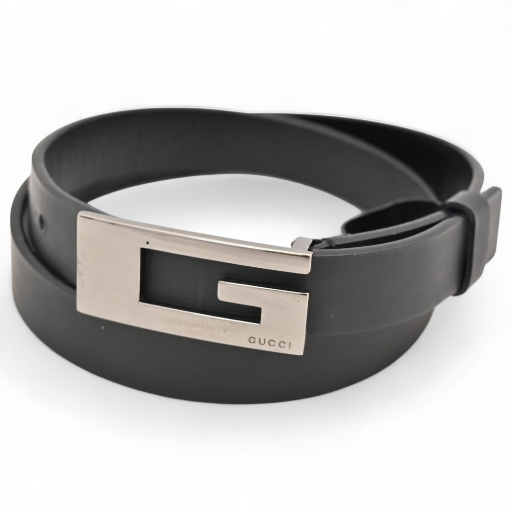 Gucci Slim Leather Belt in Black & Metallic Gray - Model GU1710TA