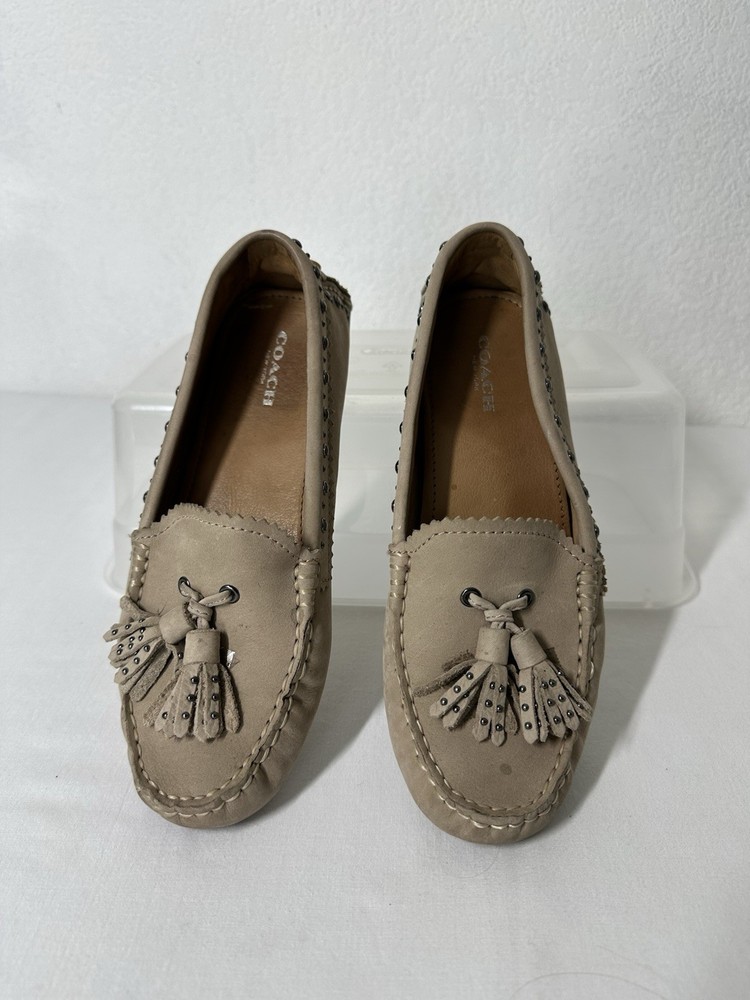 Coach Norfolk Tassel Loafer Flats 6.5B Gray Taupe Leather Studded Driving Mocs