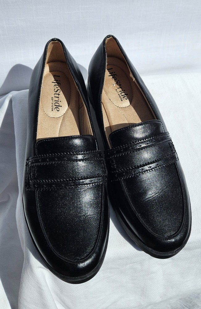 Life Strides Loafers For Women Black Leather Sz 7M Perfect Comfort And Occasion