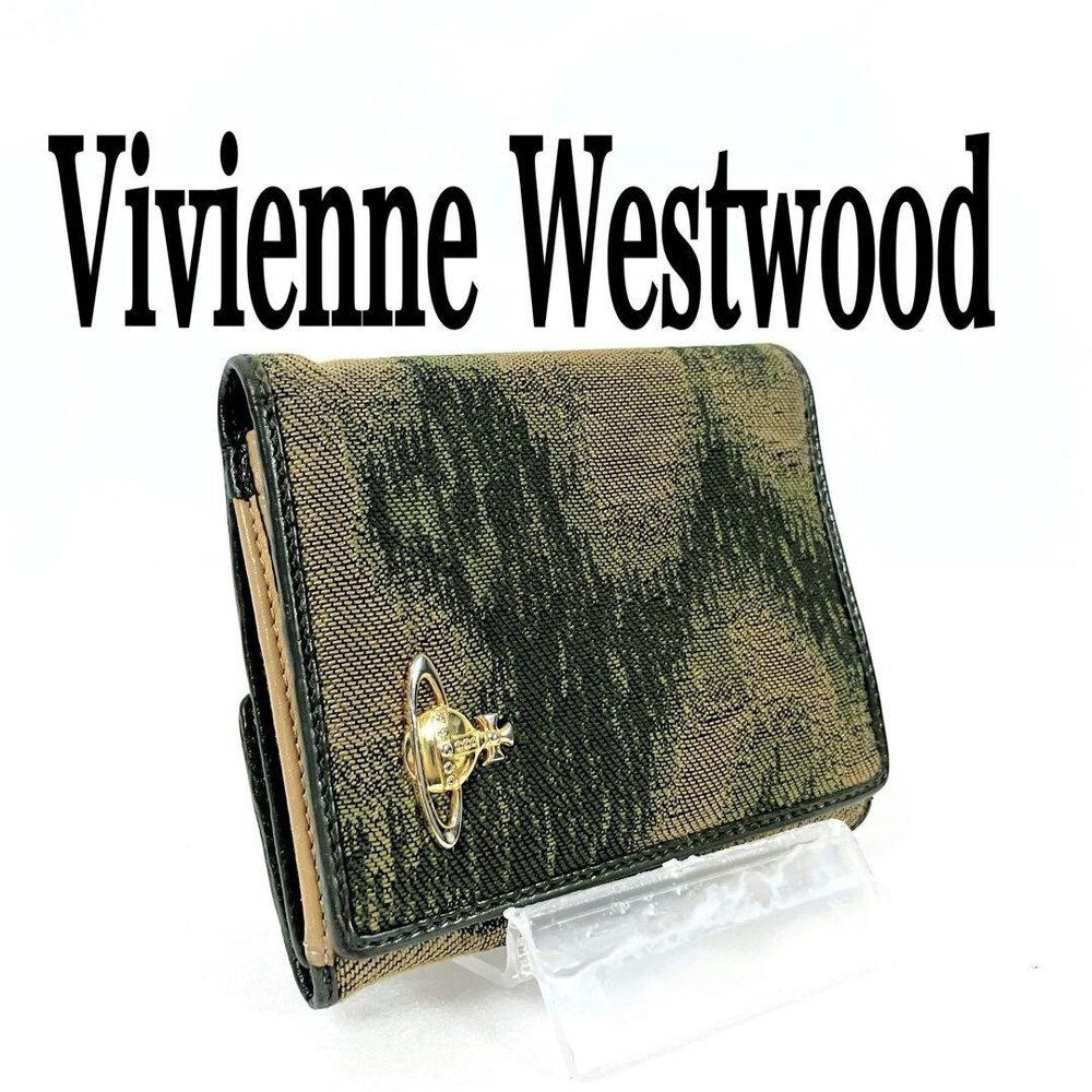 Vivienne Westwood compact Bi-fold Wallet Green Leather Orb Gold Secure storage