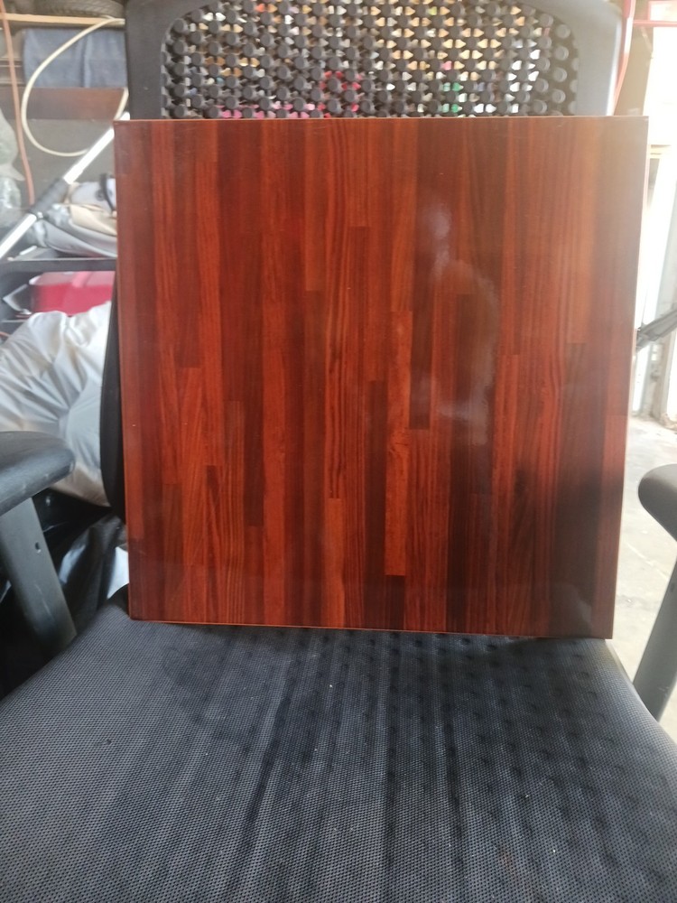 17x17 Porcelanite Ceramic Floor Tiles for Durable Elegance