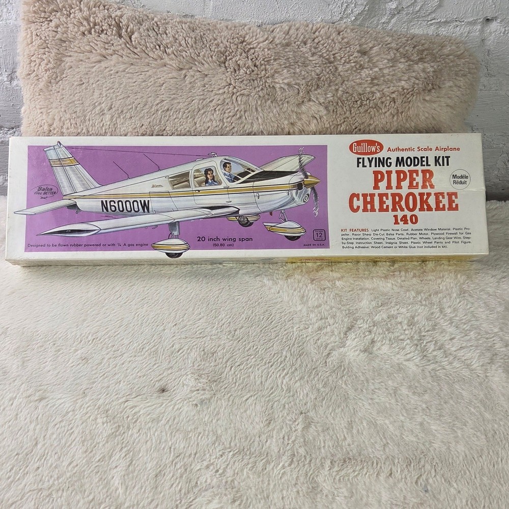 Guilows Piper Cherokee 140 Scale Flying Model Kit 20 Inch Wingspan Kit 307