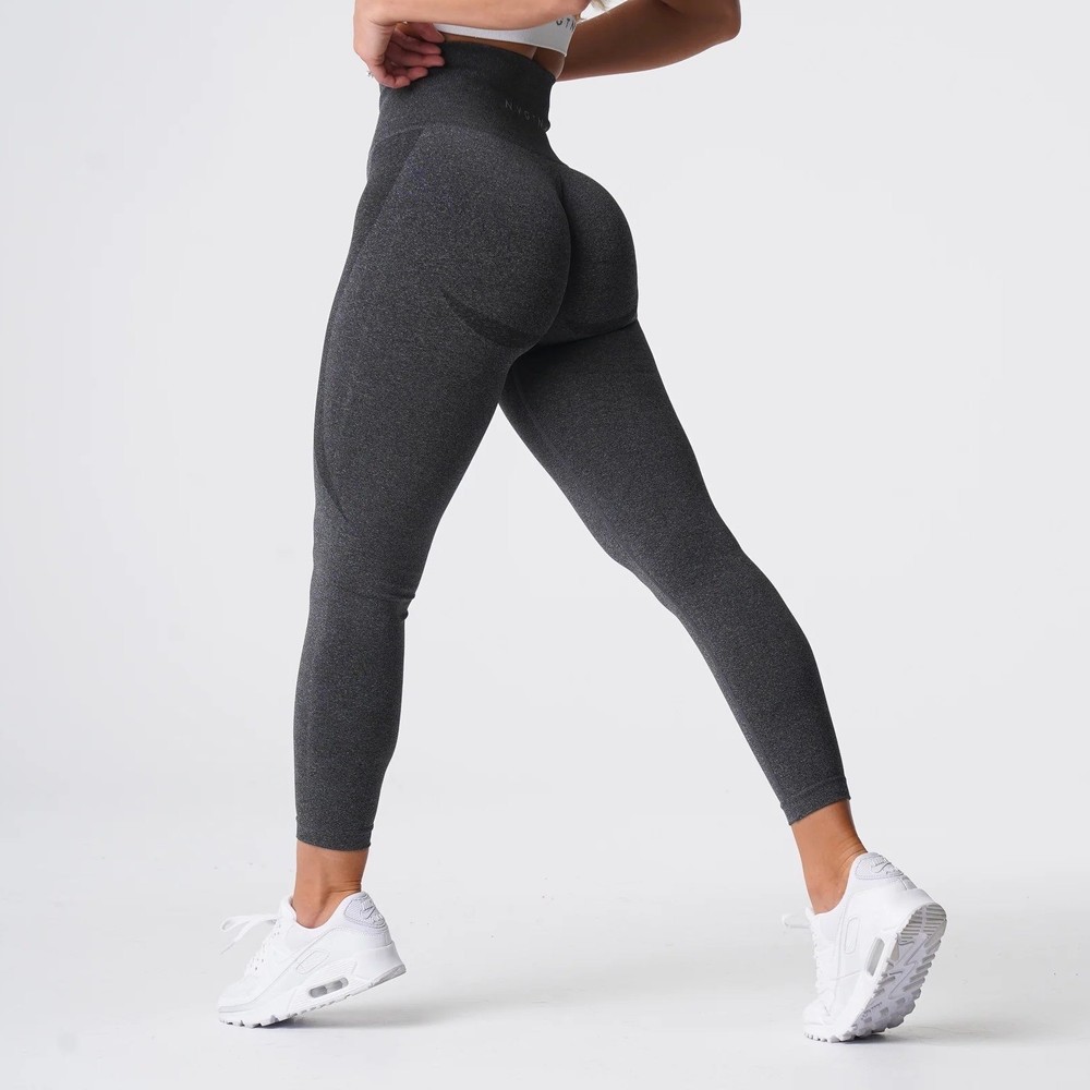 NVGTN Seamless Contour Leggings Womens Small Black Stretch High Waist Skinny Leg