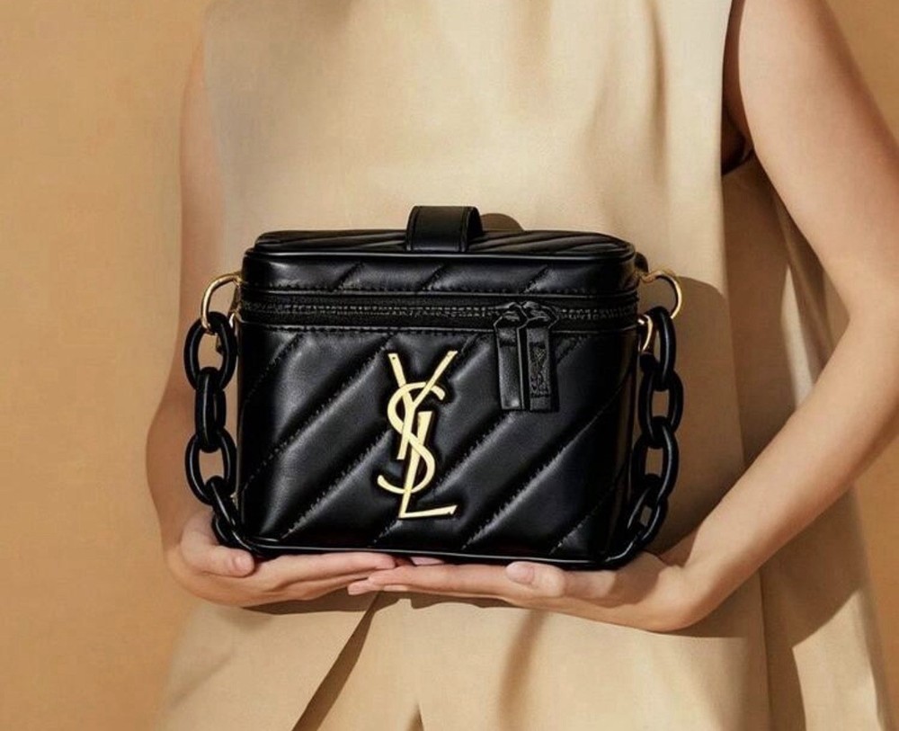 YSL Yves Saint Laurent Beaute Beauty GWP VIP Vanity