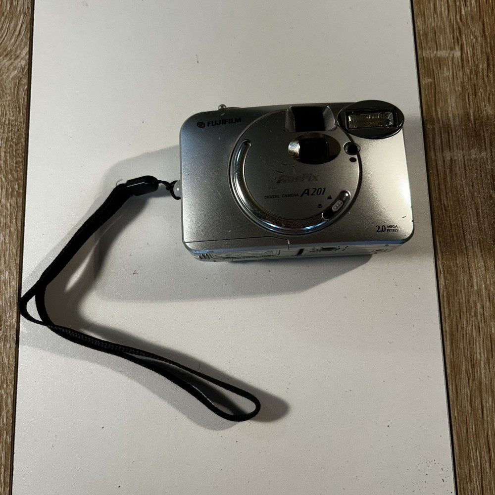Fujifilm FinePix A201 2MP Digital Camera with 3x Optical Zoom