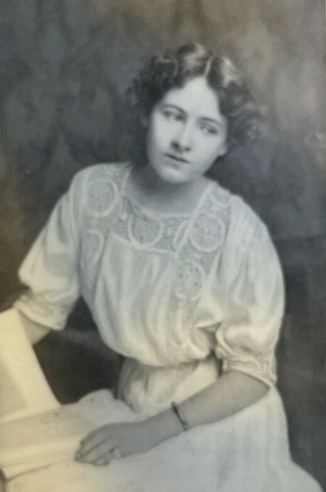 1907 Vintage Magazine Illustration Actress Frances Starr