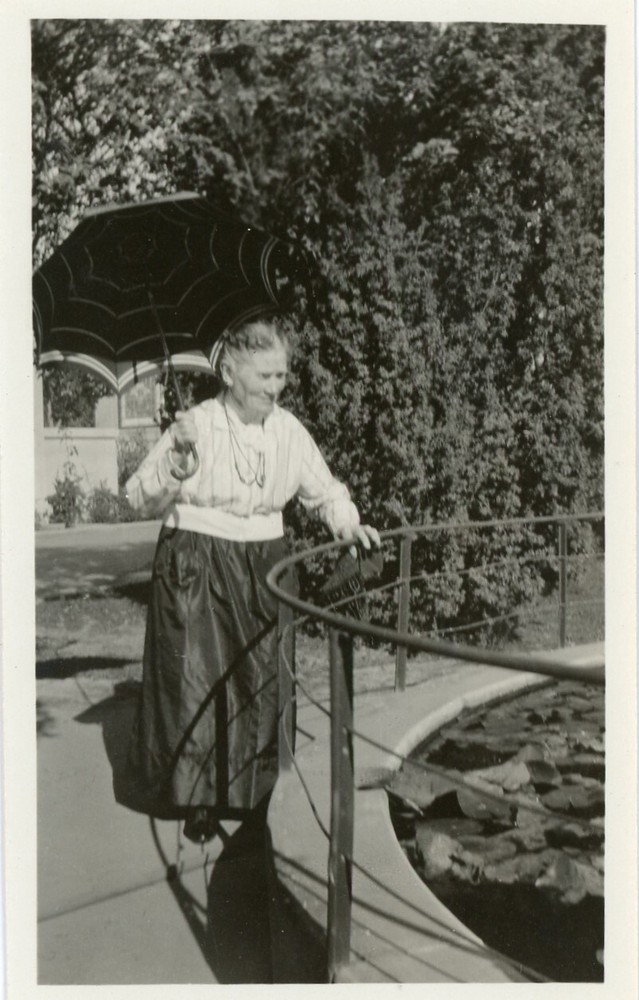 Vintage Photo of Elderly Woman with Umbrella Grandma Antique Snapshot 97