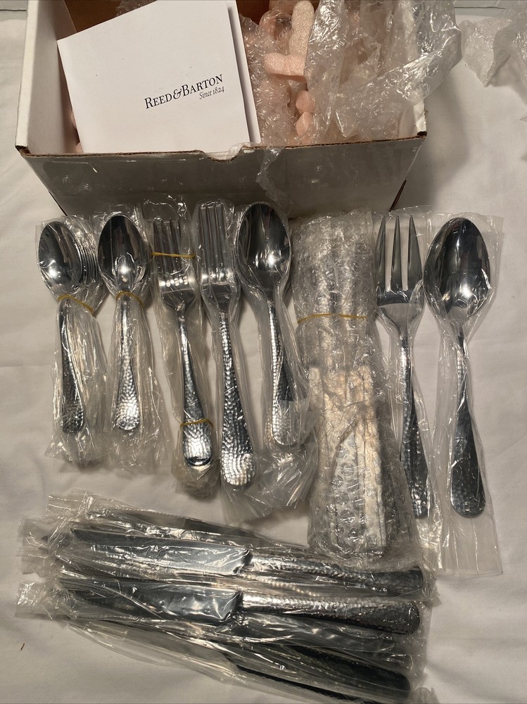 Reed & Barton 86 pc Serve 12 English Hammered Everyday Stainless flatware