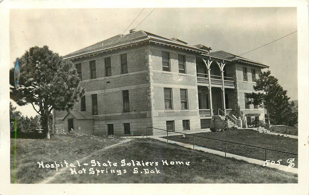 1920s Hot Springs South Dakota Hospital State Soldiers RPPC Postcard 25-7641