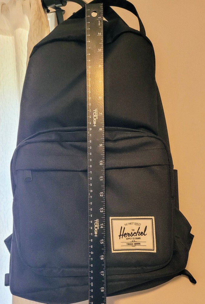 Herschel Classic XL  Unisex Backpacks Size OS, Color: Black Crosshatch/Black