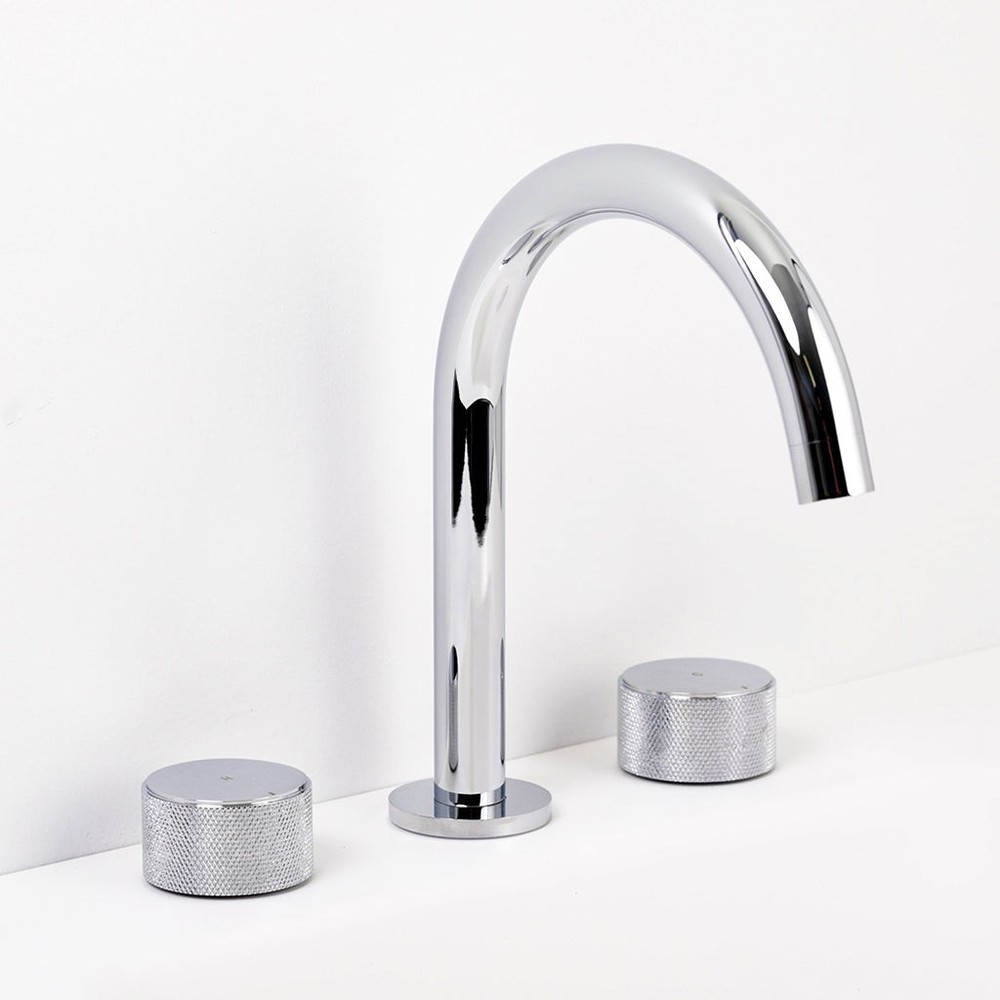 Metro Knurled Bathroom Faucet - Widespread - 10