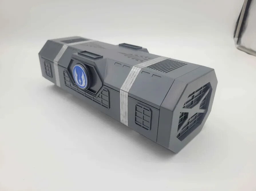 Star Wars Plo Koon Legacy Lightsaber Hilt Galaxys Edge Disney Parks - NEW SEALED