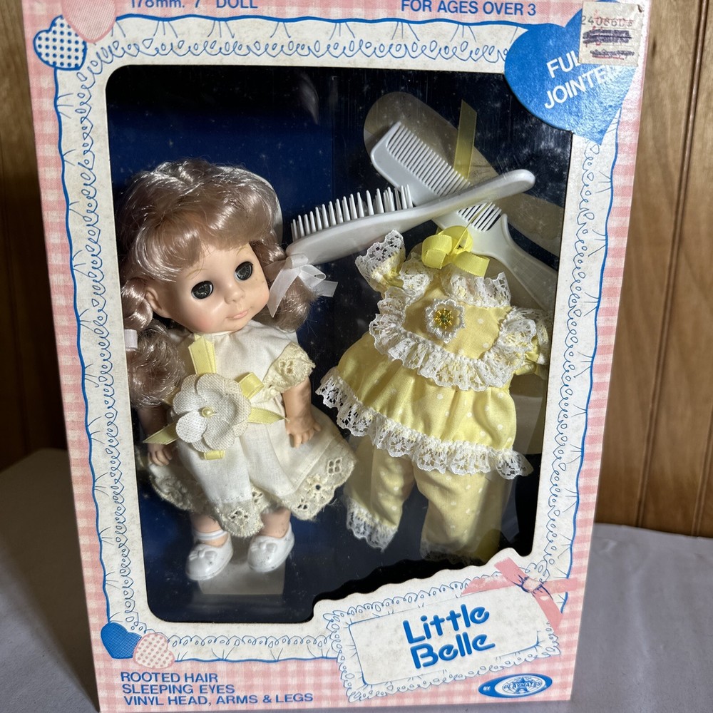 VTG Little Belle Playmates 1979 Rooted Hair Sleeping Eyes Vinyl Fully Jointed