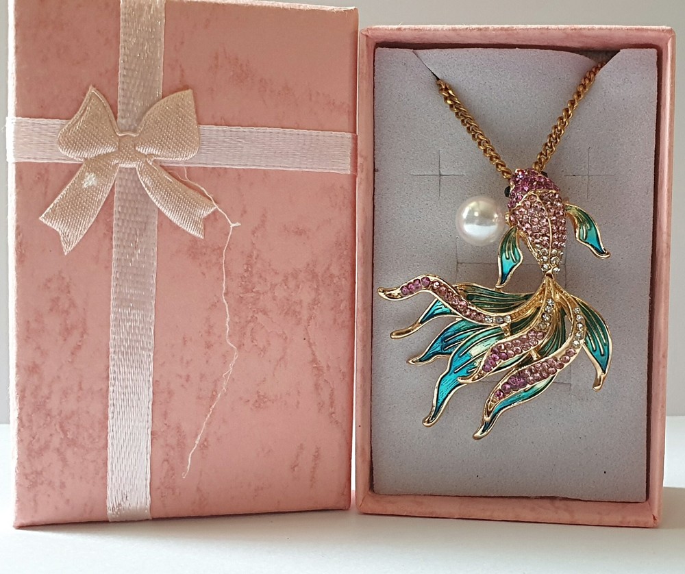 Stunning Gold Tone Multicolor Rhinestone/Enamel Koi Fish Pendant Necklace/Brooch