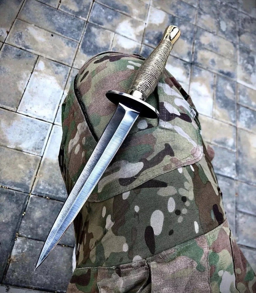 British Army Fairbairn Sykes Commando Knife 3rd Pat Brass Handle With Case