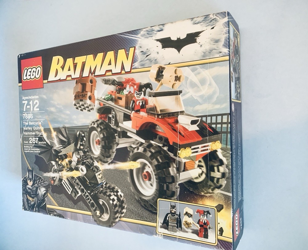 LEGO Batman Batcycle vs Harley Quinn Hammer Truck 7886 New Sealed