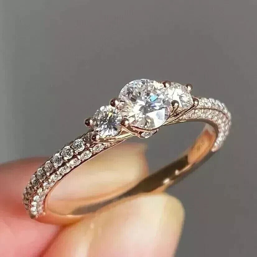 2Ct Round Cut Simulated Diamond Women's Engagement Ring 14k Yellow Gold Plated