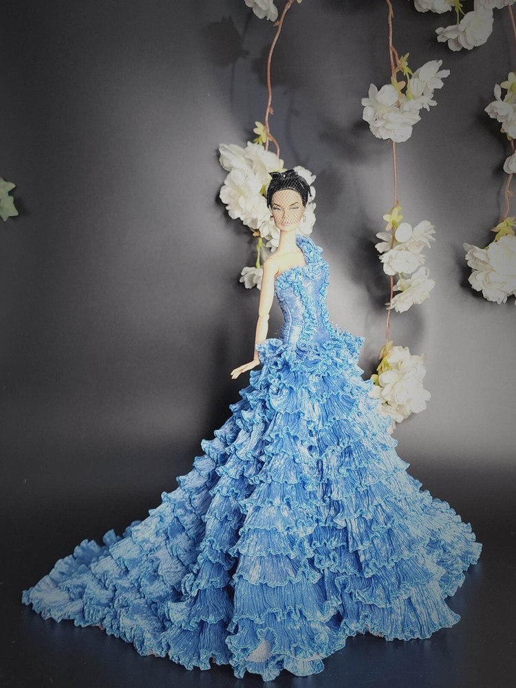 Doll Fashion Royalty Dress Gown Outfit Clearance Sale New-image