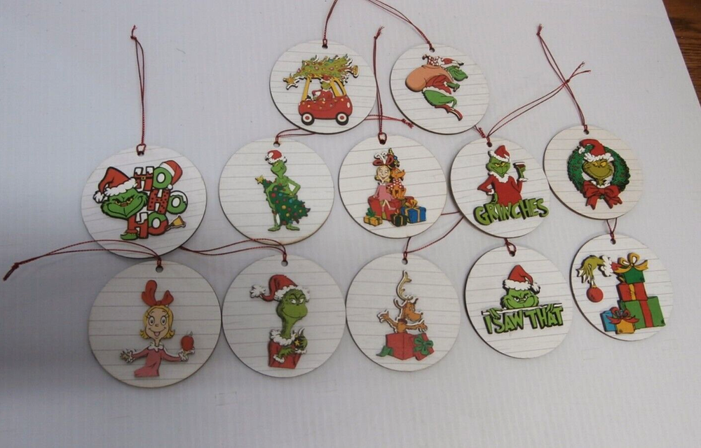 12 Grinch Stole Christmas Wooden Hanging Ornaments Round Decor Set