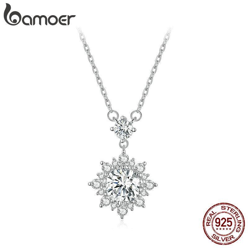 Fashion Halo Jewelry Necklaces Silver 925 Romantic Modern Moissanite Link