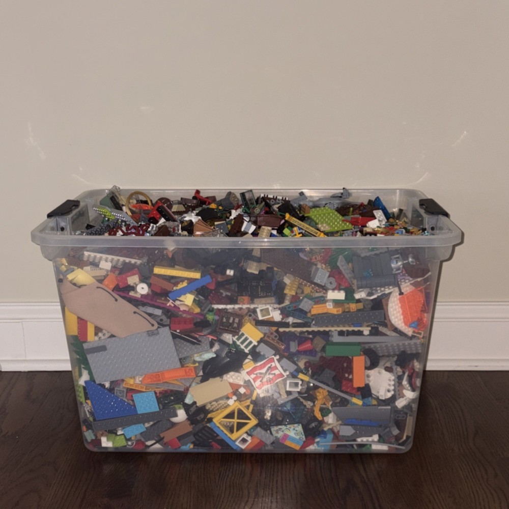 5 Pounds of 100% Assorted Lego Pieces WASHED AND CLEANED