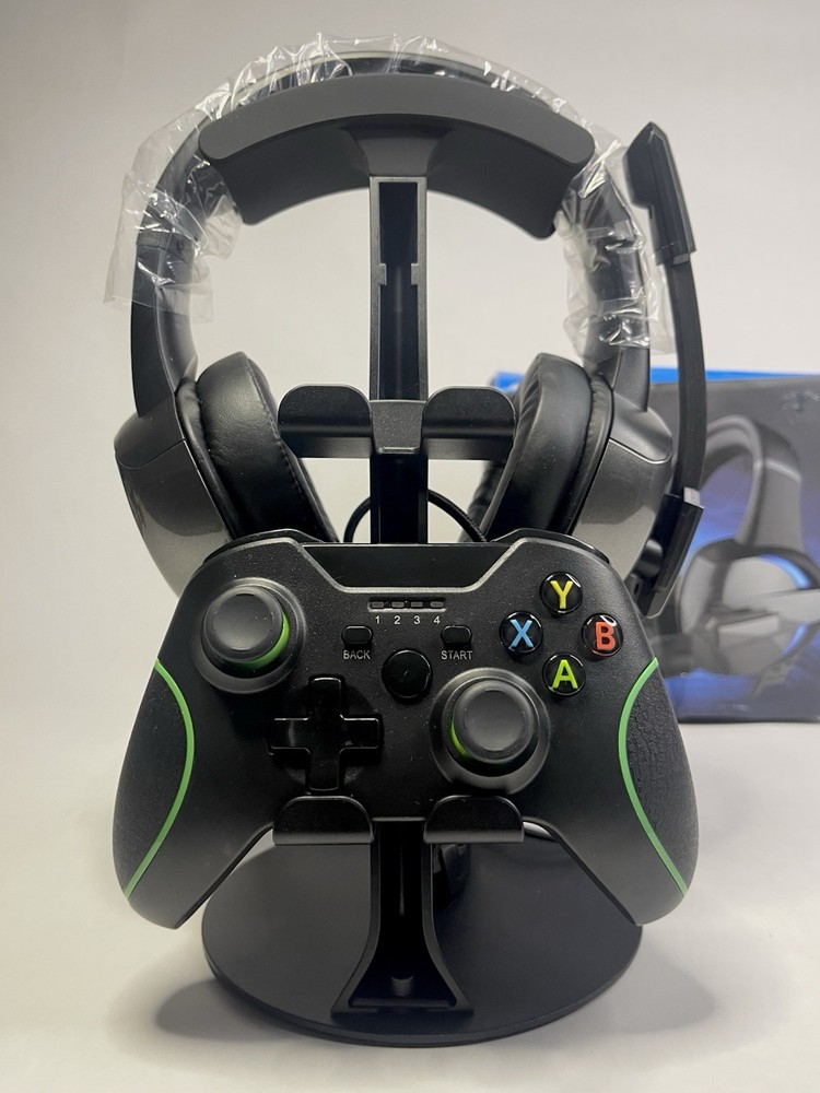 Wired PC Gaming Controller and 2.4G Wireless Headset Combo - GM7