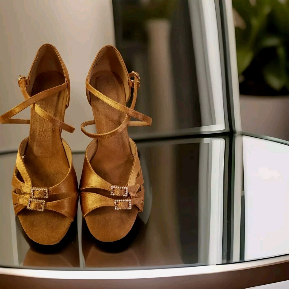 Very Fine Dancesport - Signature Series Satin 2