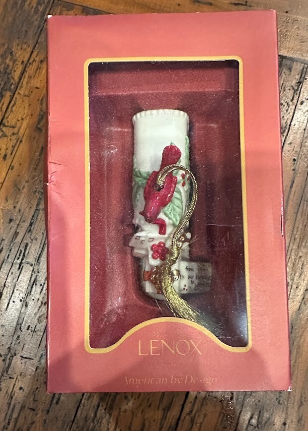 Lenox “Gifts and Greetings”, Christmas Ornament 2008 Mailbox with Cardinal. (B)