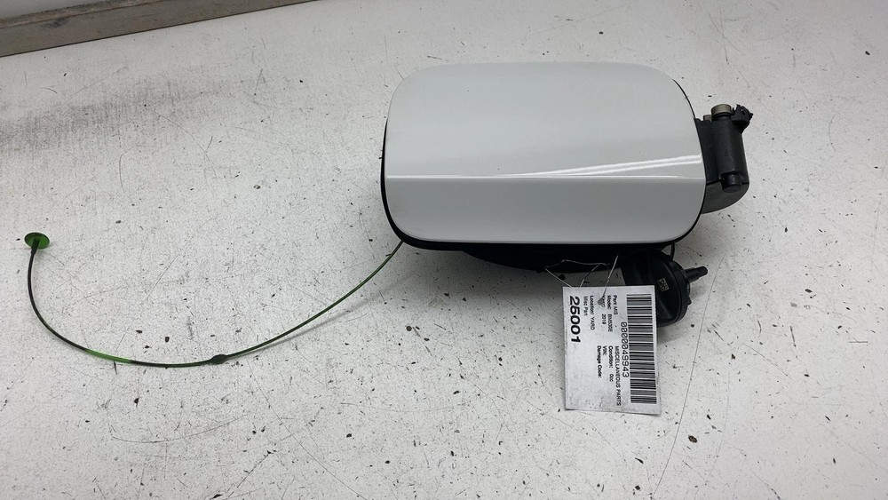 2018-2019 BMW 530e G30 Gas Fuel Filler Tank Door Lid Cover 118844-10 White - 300