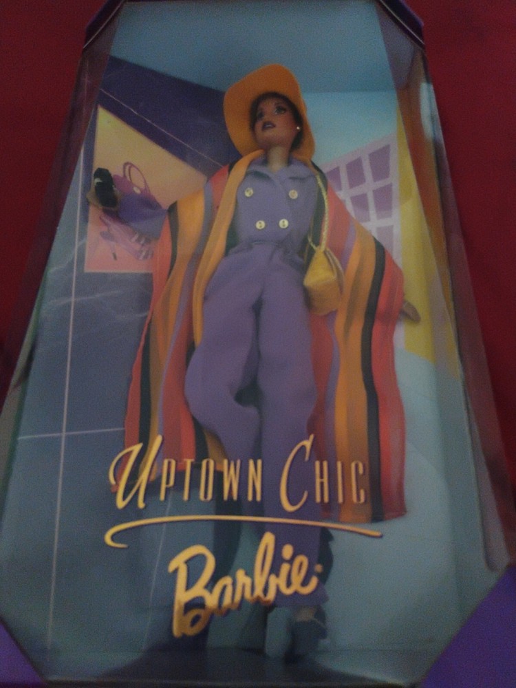 Uptown Chic 1998 Barbie Doll Collectors Edition Fashion Savvy