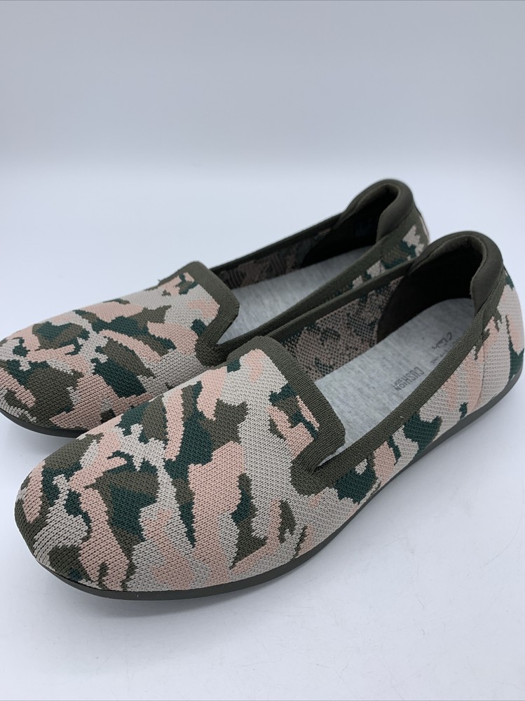 Clarks Cloudsteppers Carly Pink Camo Slip-On Loafers Women's Size 8.5 M
