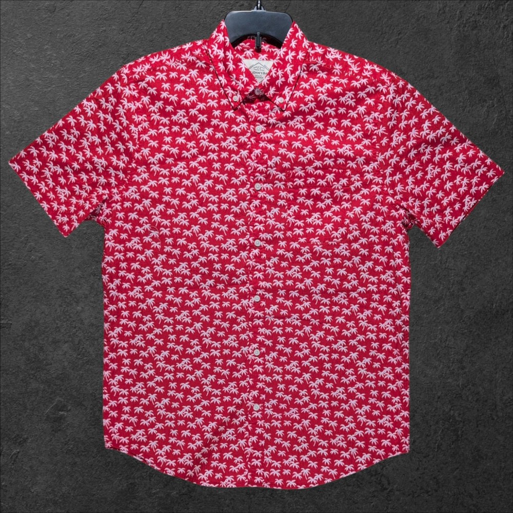St John’s Bay SS Collared Button-Down Shirt Men's M Red Palm Tree