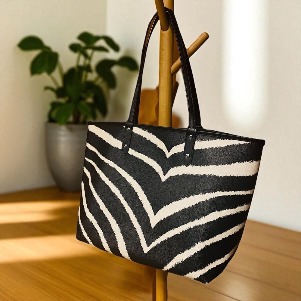 COACH Reversible Leather Tote Bag in Black Zebra Print Brand New
