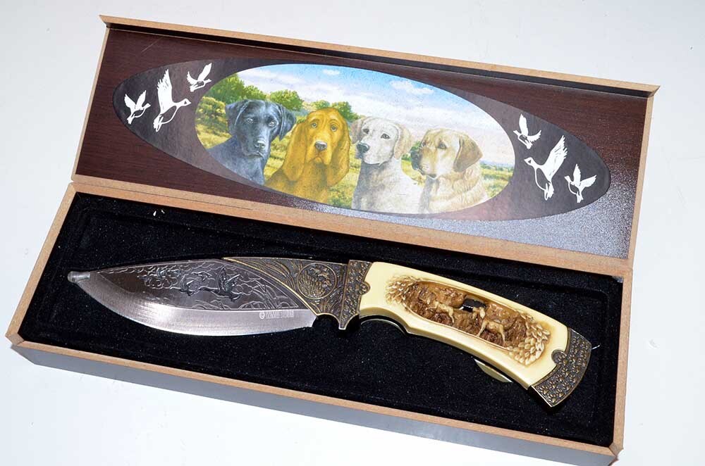 New WMG 2006 Hunting Knife - Pointer Dog Handle & Canadian Geese Engraved Blade