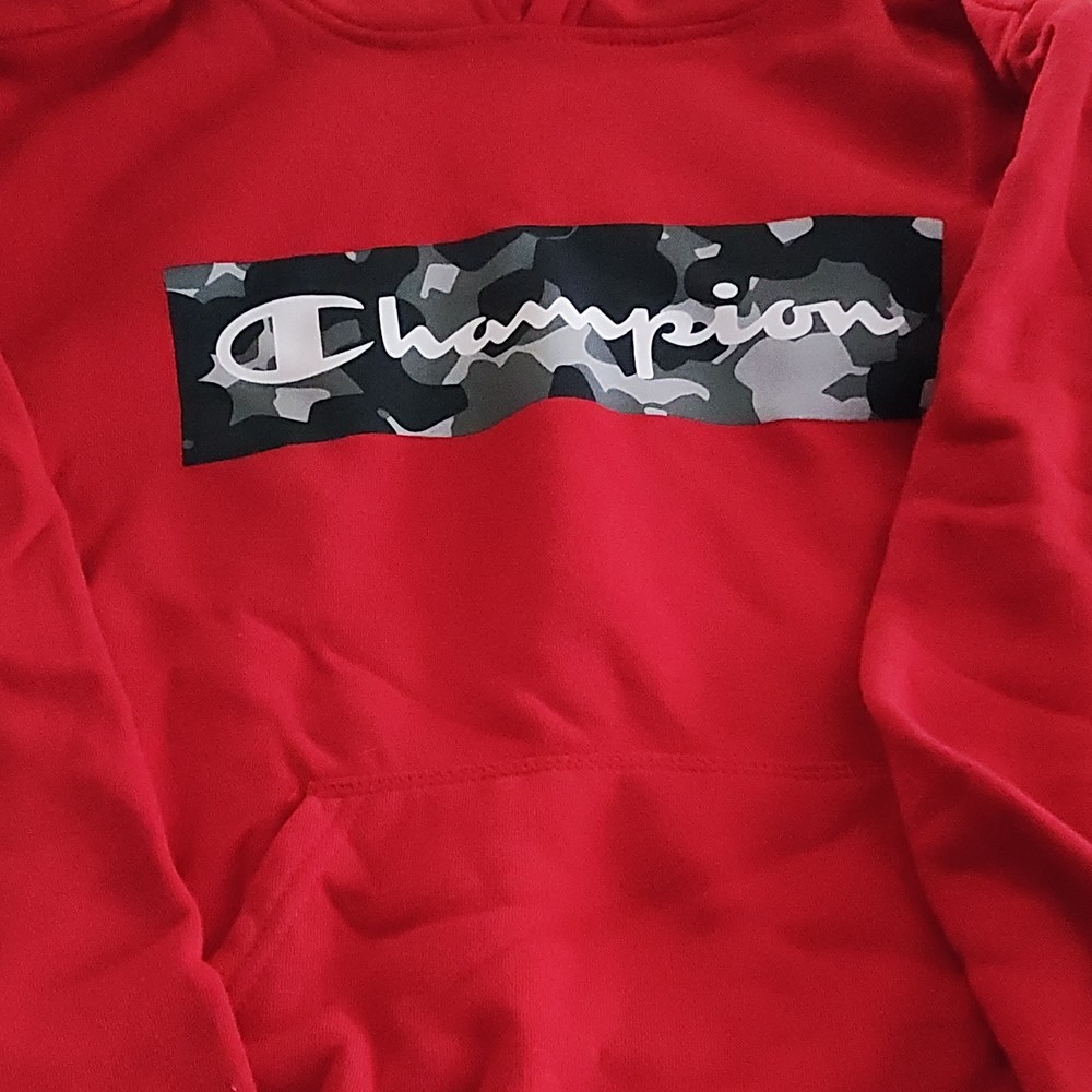 Champion Boys Red Pullover Hoodie Camouflage Graphic Logo Size 14/16 Fleece