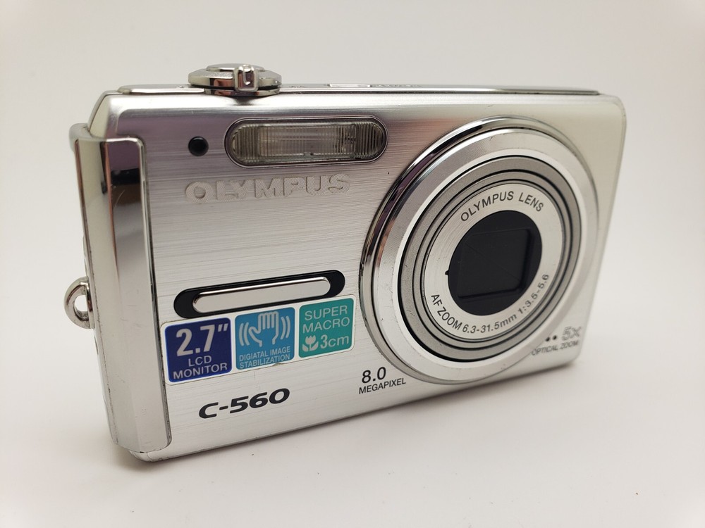 Olympus Stylus C-560 8MP Digital Camera Silver VGC Spares or Repairs