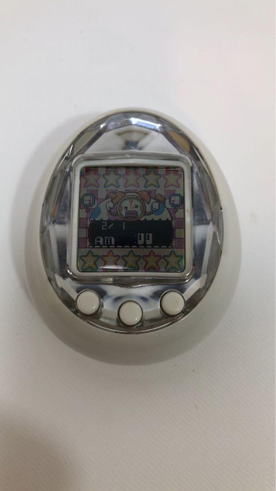 Tamagotchi Id White