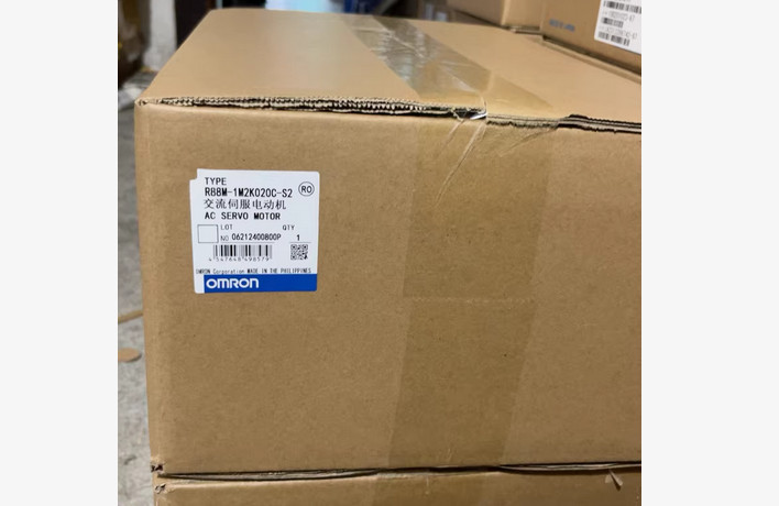 1PC New Omron R88M-1M2K020C-S2 Servo Motor R88M1M2K020CS2 Expedited Shipping