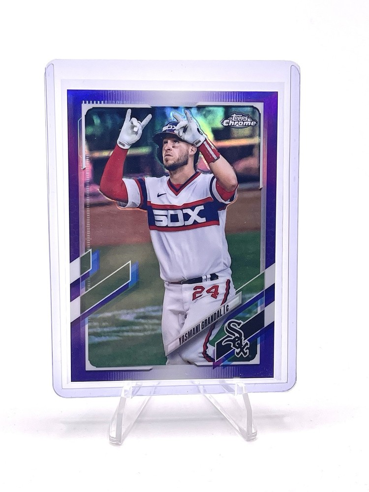 2021 Topps Chrome Yasmani Grandal Purple Refractor 101/299 #204 MLB Baseball Card