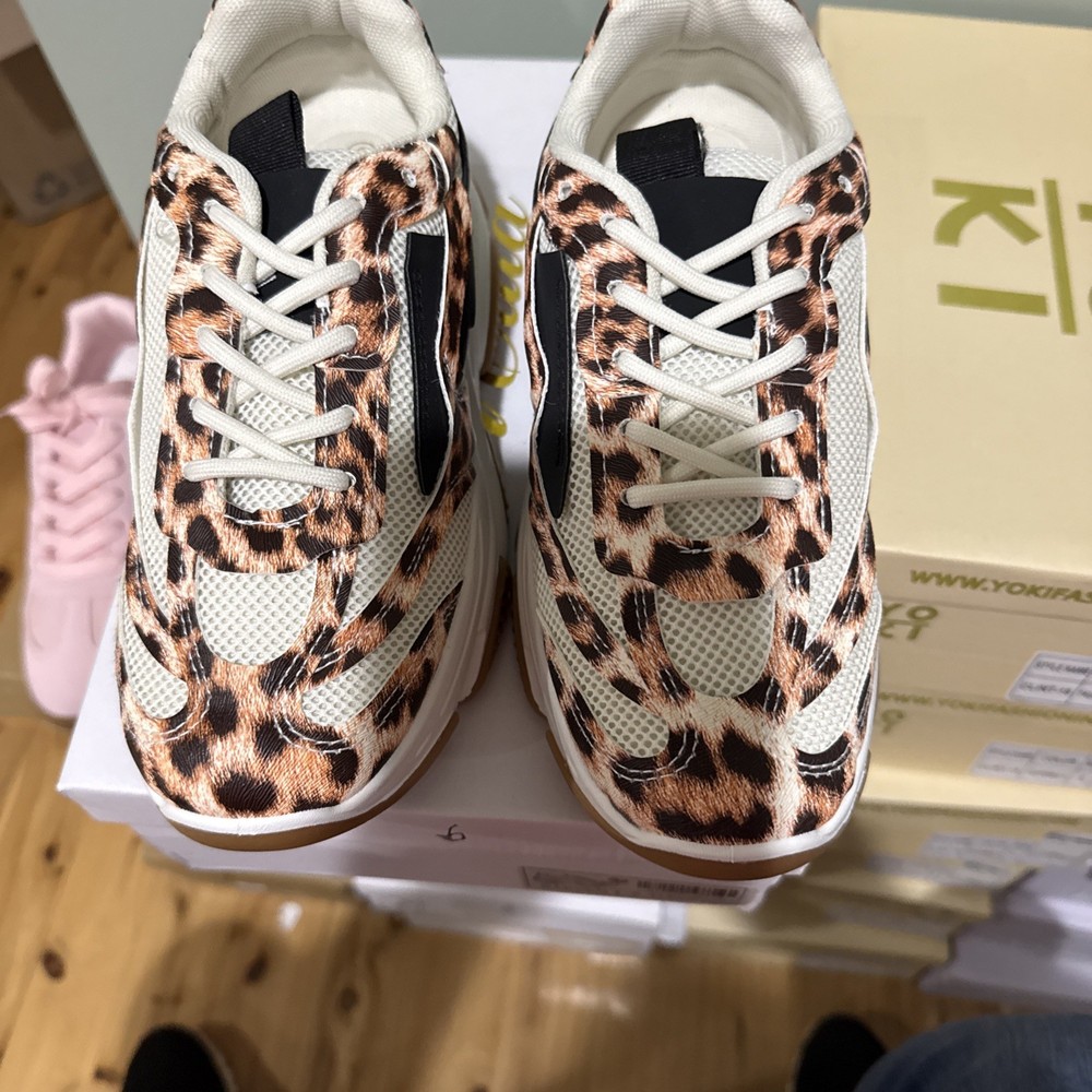 Mata Leopard Tennis Shoe Size 6 New In Box