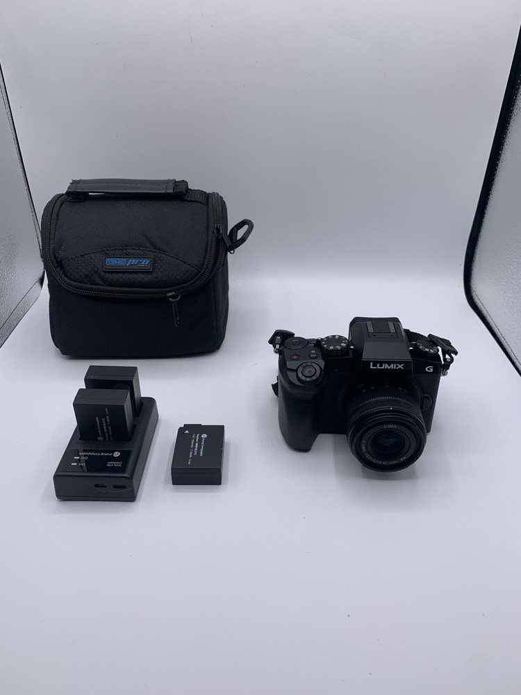 Panasonic Lumix DMC-G7 Mirrorless Digital Camera Black ( Kit with 14-42mm lens )