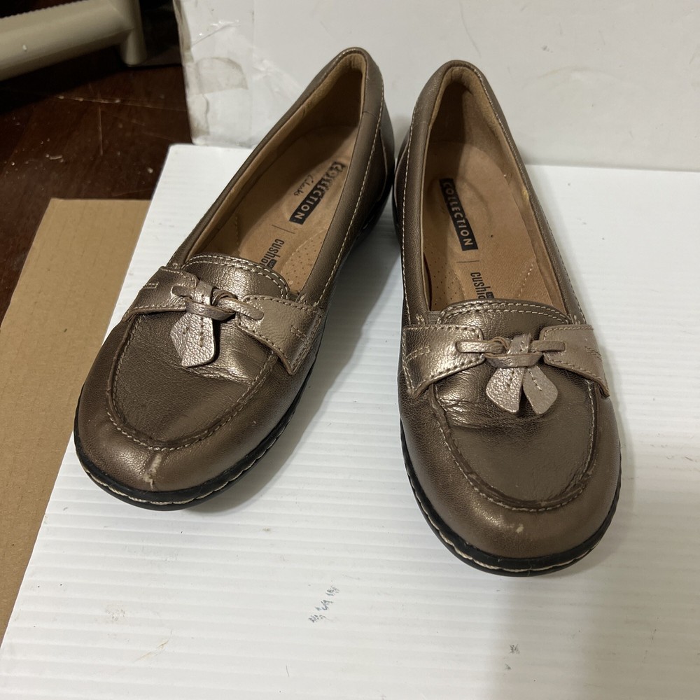 Clarks Ashland Loafers for Women in Bronze Metallic Size 6M Comfortable Slip-Ons