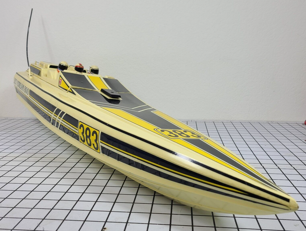 Vintage Kyosho Jet Stream 800 RC Speed Boat with Motor in Excellent Condition