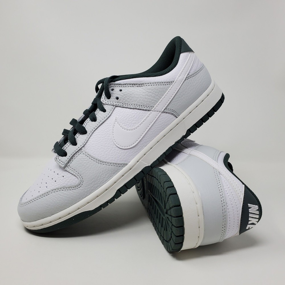 Nike Men's Size 11 Dunk SE Low Photon Dust Vintage Green HF2874-001