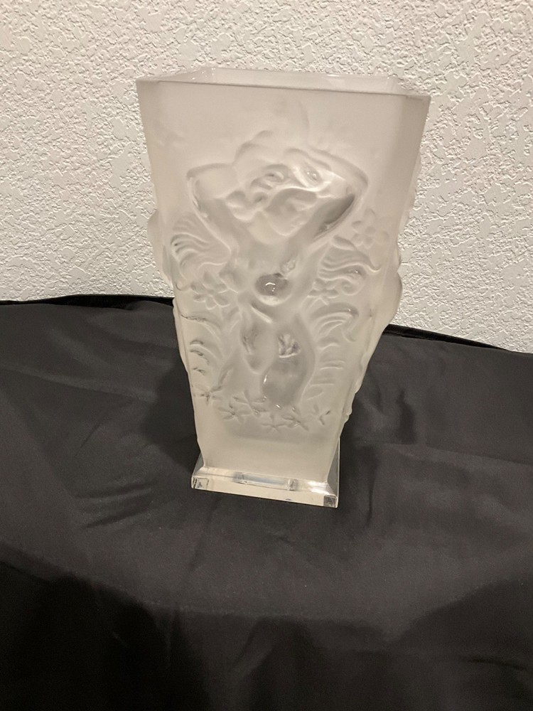 RARE Vintage Czech Bohemian Schlevogt Art Deco frosted vase with nudes 11” x 6”