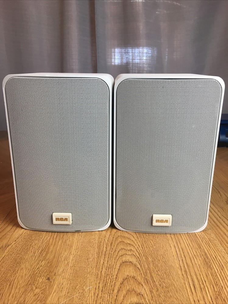 Two RCA Model 40-5006 Bookshelf Speakers